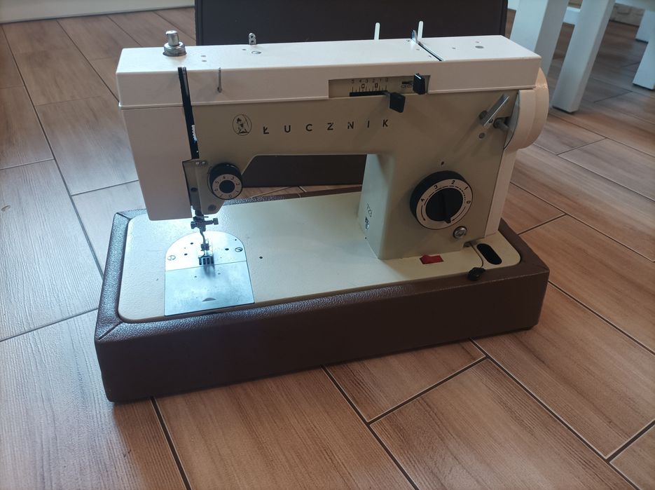 Maszyna do szycia Łucznik pamiątka PRL