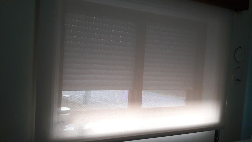 Telas blecaute 180x250 mais sanefas em madeira