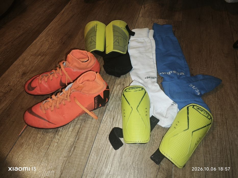 Korki Nike Mercurial 35,5 + ochraniacze x2,  podkolanówkix2