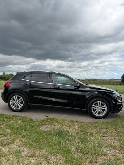 Mercedes gla 2.2 cdi manual lalka