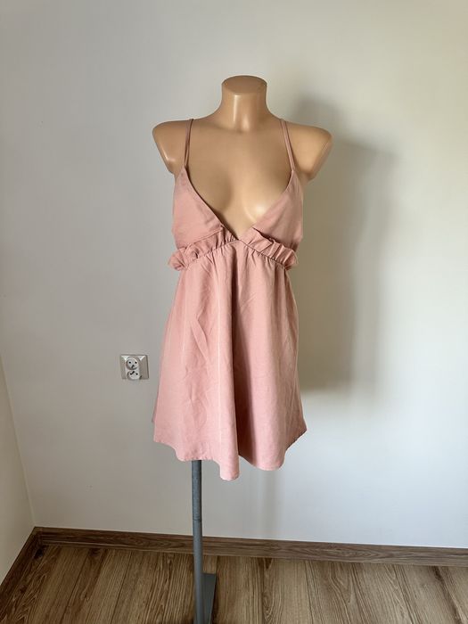 Koszula nocna prettylittlething rozmiar 38