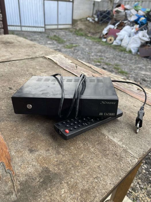 цифровой эфирный ресивер Strong SRT 8500 HD DVB-T2