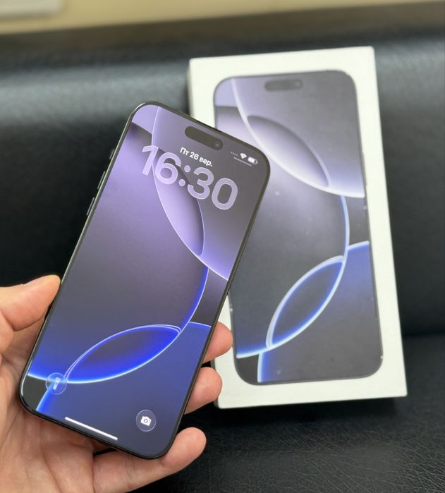 Гарний IPhone 16 Pro Max 256 Black  Гарантія Магазин+обмін