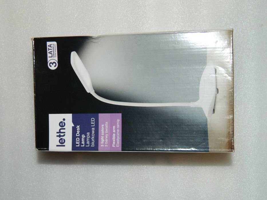Lampa biurkowa LED Nowa