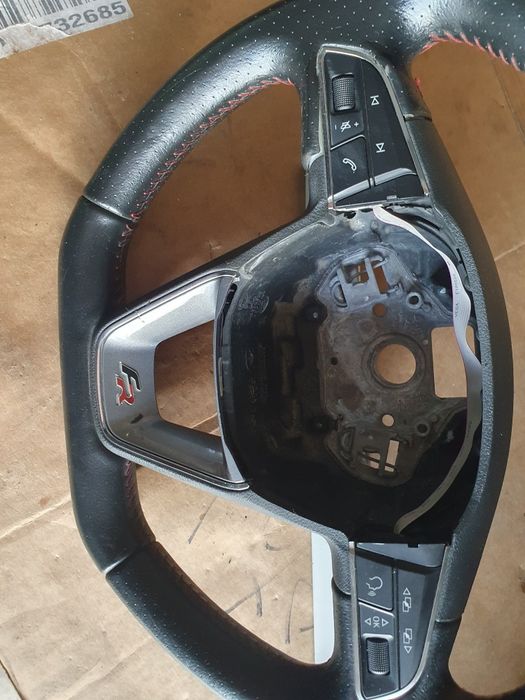Volante Seat Leon 5F  FR