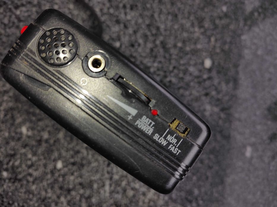 walkman radio com gravador de voz anos 80