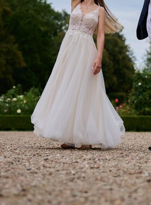 Suknia ślubna XS Mavi