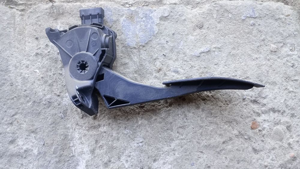 Pedał gazu potencjometr Insignia A