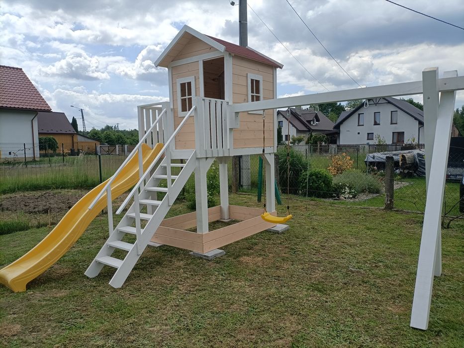 Plac Zabaw Domek.