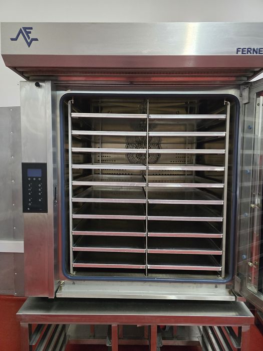 Oportunidade! Forno Convecção c/ bancada inox. Fatura e Iva dedutivel
