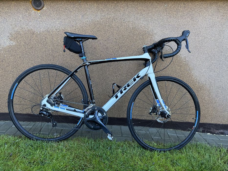 Trek Domane 4.0 DISC 56
