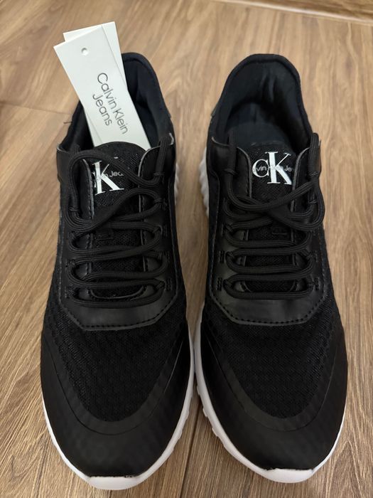 Buty sportowe damskie Calvin Klein rozmiar 41