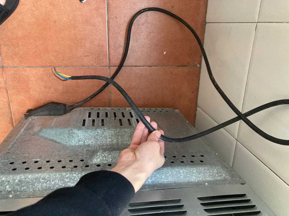 Forno avariado para peças ou conserto