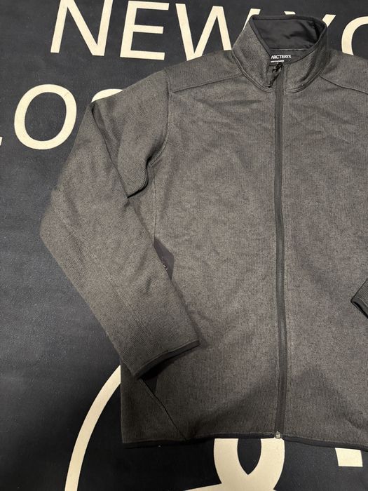 Arc’teryx Men’s Full Zip Jacket