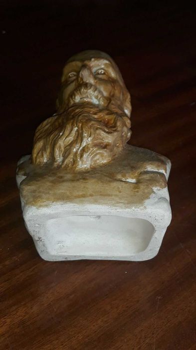 Busto de Guerra Junqueiro em Gesso Patinado