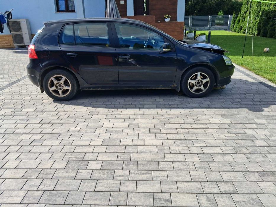 Volkswagen Golf V