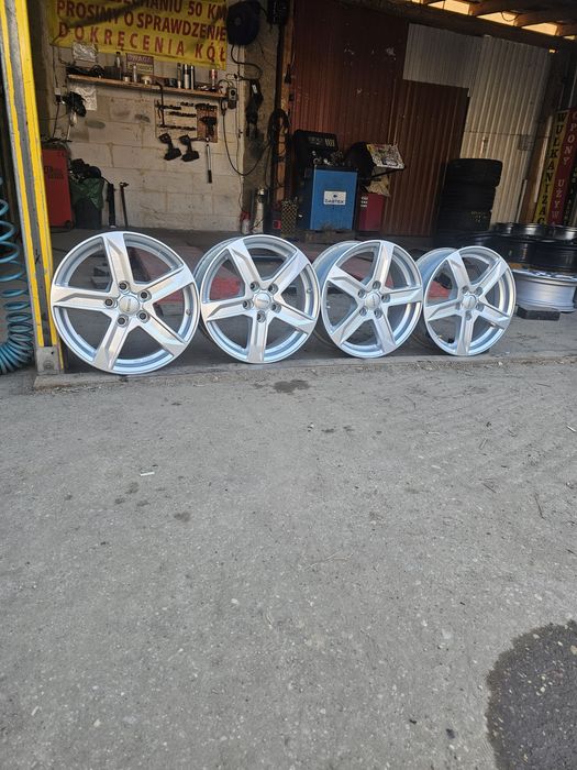 Felgi Aluminiowe Toyota Auris-Awensis-R16 5x114.3 ET39-6.5J + Czujniki