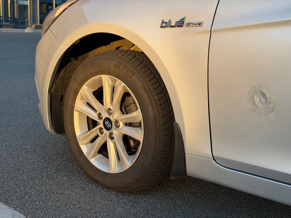 Hyundai Sonata 2012 lpi