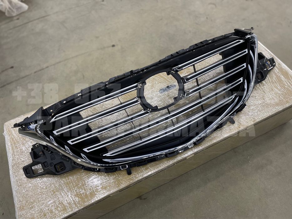 Решетка радиатора с молдингами и эмблемой Mazda CX-9 2016- CX5 CX30 3