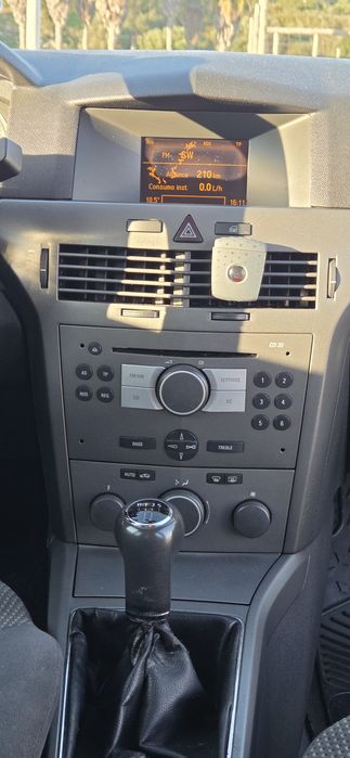 Opel Astra H 1.4.   249500klm