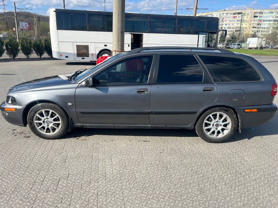 Volvo V40 2002р Автомат