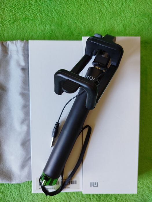 Продам селфі-палку Xiaomi