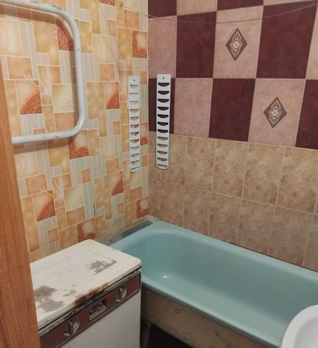 Продам 2 к. квартиру Академика Богомольца з-д Шевченко Москалевка