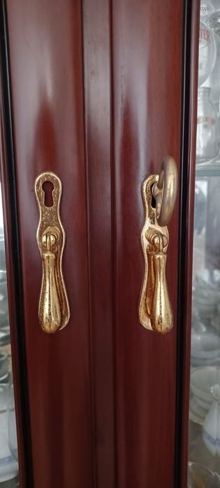 Móvel de sala em cerejeira