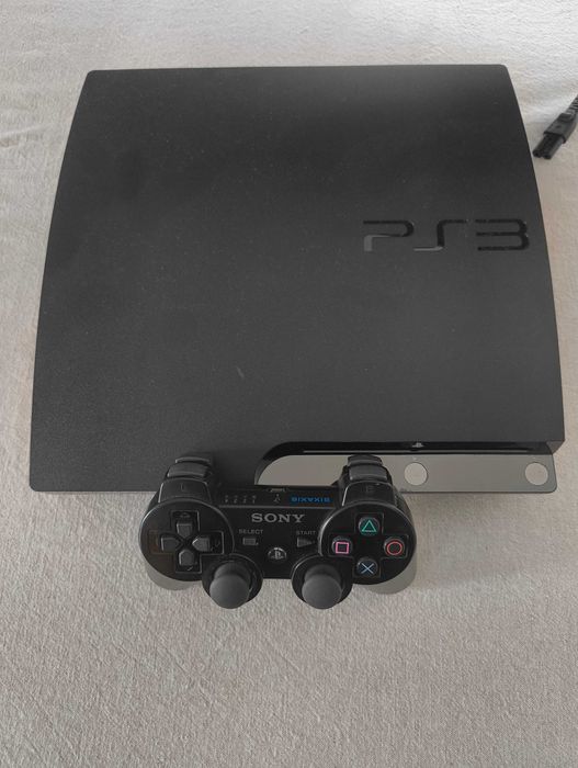Playstaion 3 slim 120GB com comando
