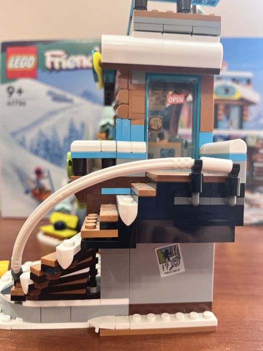 41756 Lego Friends - Stok narciarski i kawiarnia