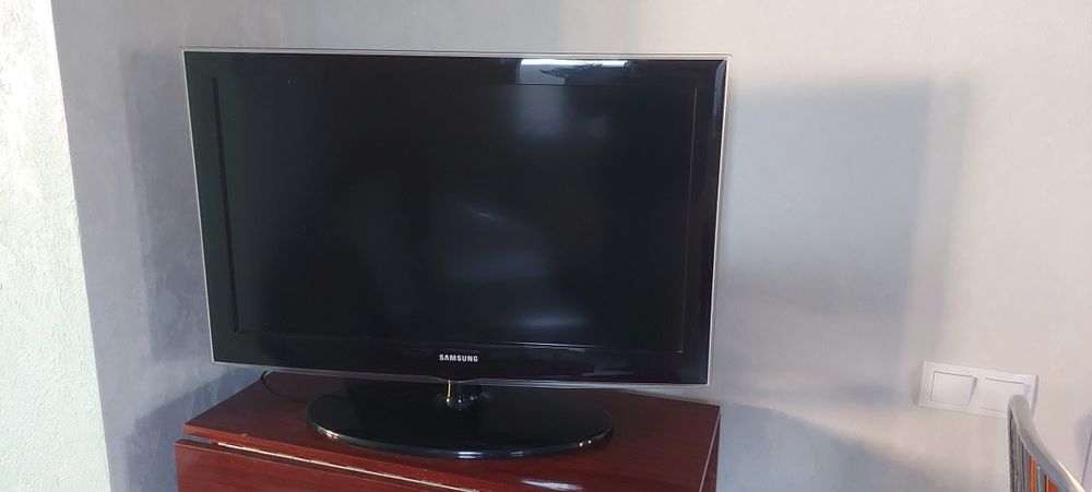 Телевизор Самсунг