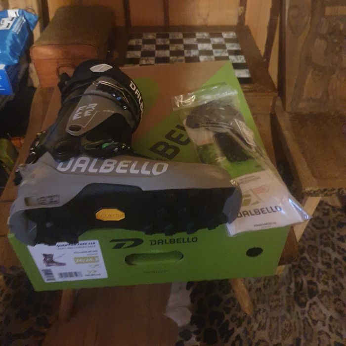 SKITUROWE Dalbello Quantum Free 110 nr. 27-27,5 dł. skorupy 305mm NOWE  posezonowa wielka obniżka cen !!!