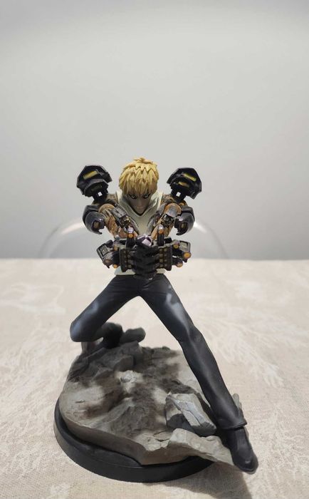 Boneco One punch man