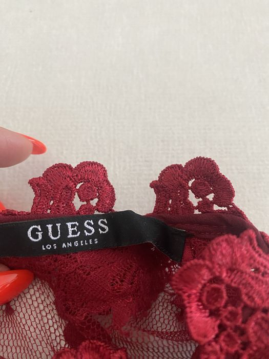 Sukienka koronkowa Guess S/M