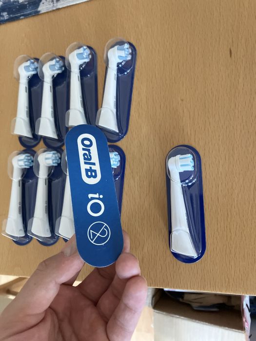 6 x gentle care 4 x ultimate clean oralB