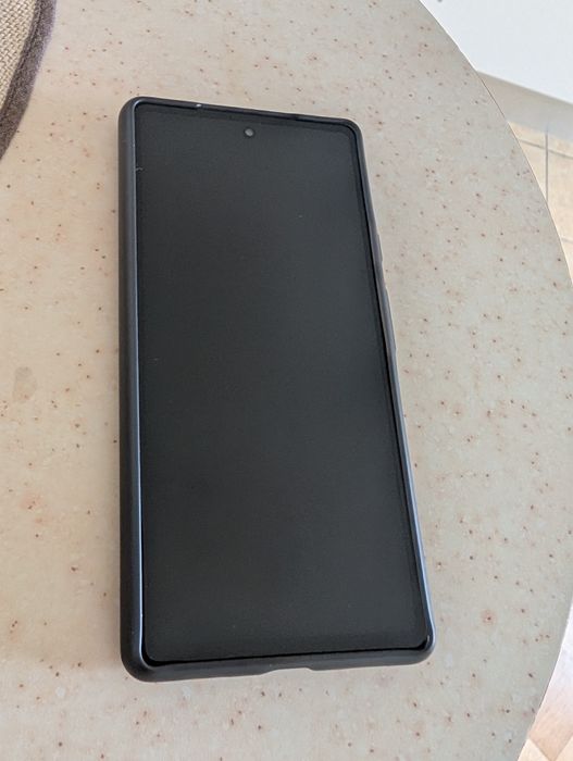 Pixel 6a, в гарному стані