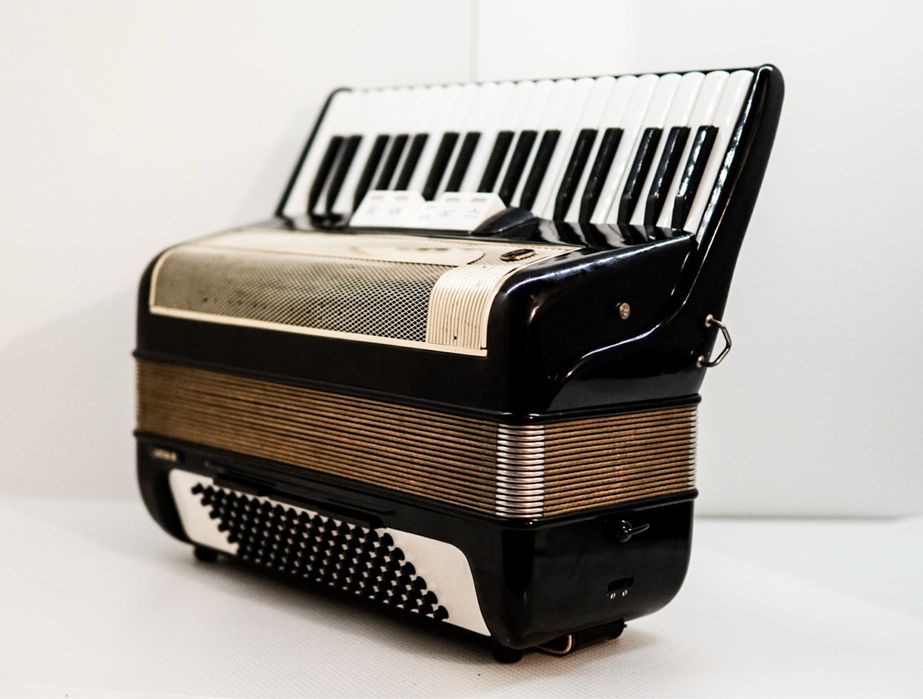 Hohner Lucia |||