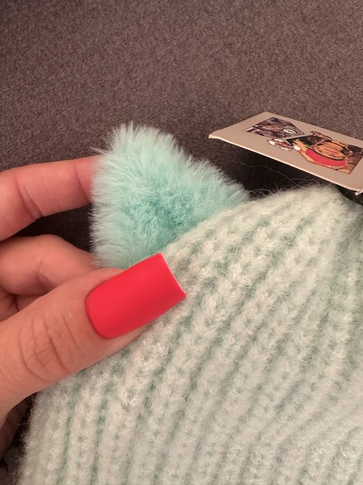 Kotek czapka na zimę dla dziewczynki w kolorze miętowym z uszkami