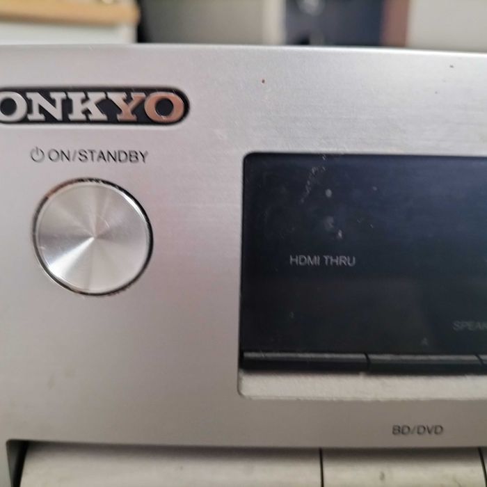 Amplituner Onkyo TX-SR313