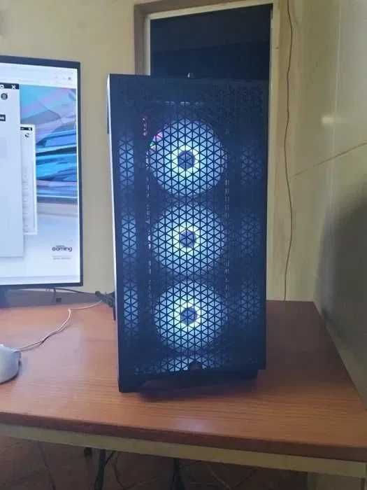 pc gaming - ryzen 5 7600 - RX 9060 XT - 32GB - 1TB