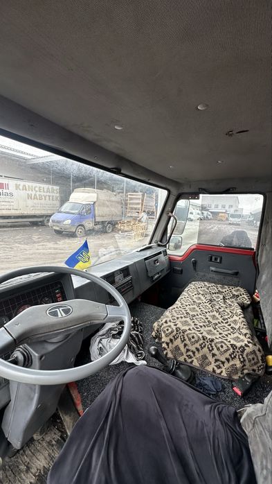 Продається автомобіль ТАТА 613