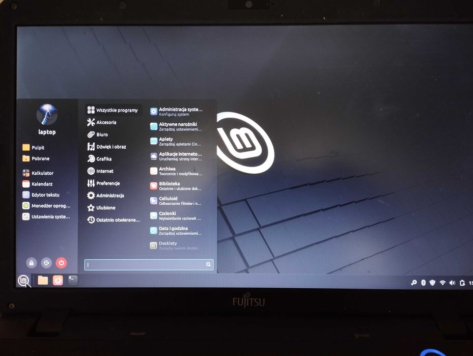 Laptop Fujitsu Lifebook A512