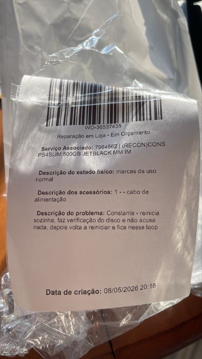 PS4 Slim (Com Defeito na Placa) + Comando Original e Cabos 100% Funcionais