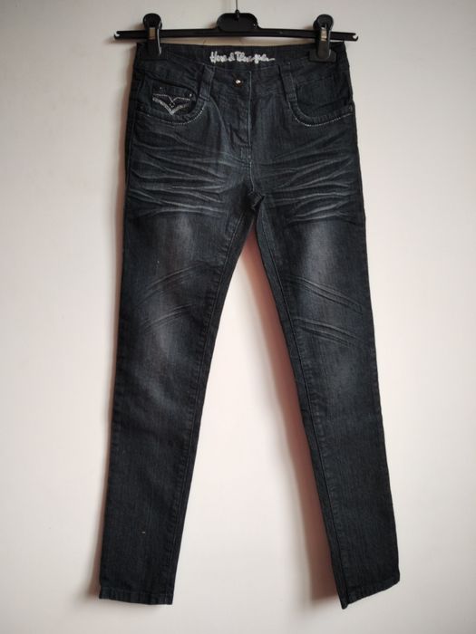 Джинси на дівчинку підліткового віку