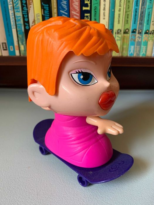 Figura Skater Beth & Boom (Brinde Antigo de Gelados Olá)