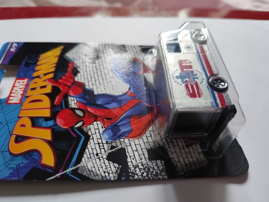 Hot Wheels Combat Medic Spider-Man