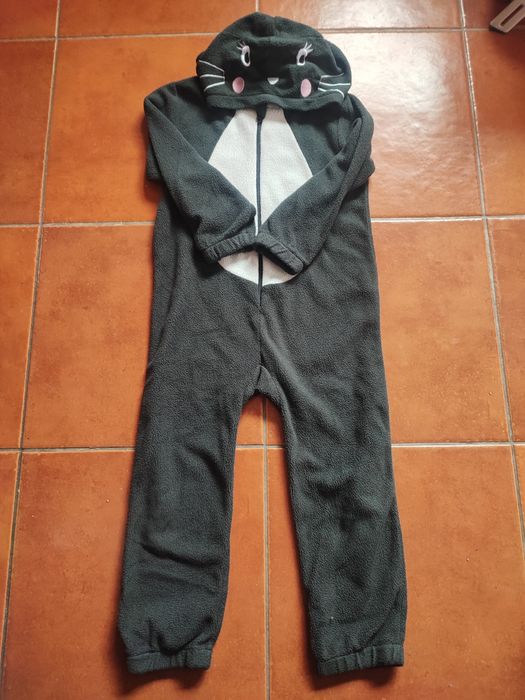 Roupa de menina usada