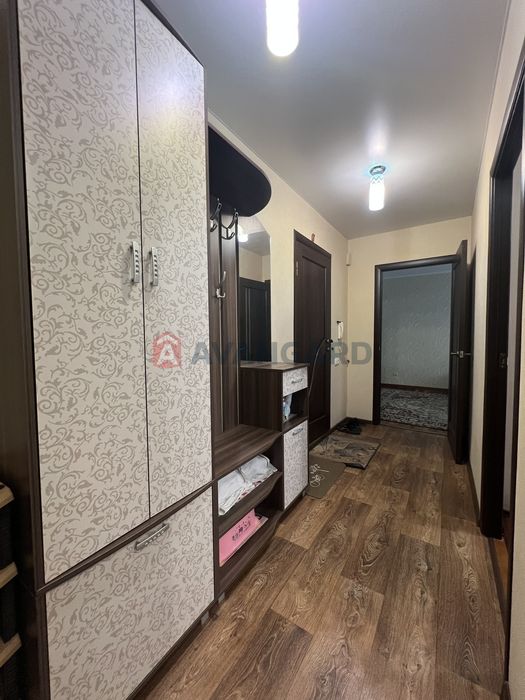 Продаеться 2 кім квартира