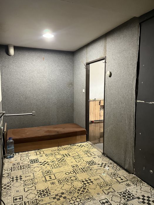 Lokal  SKŁAD - Parkowka 100 m2