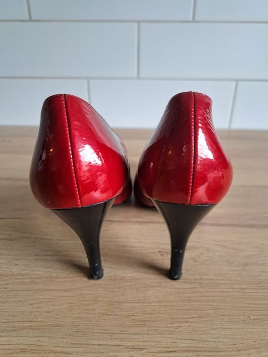 Buty damskie, czerwone, lakierki, szpilka, skóra naturalna,  38,